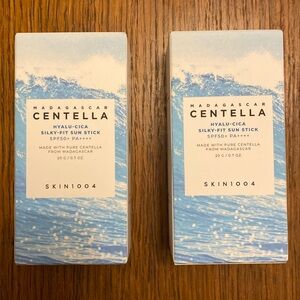 Skin1004 Hyalu-cica Silky Fit Sun Sticks